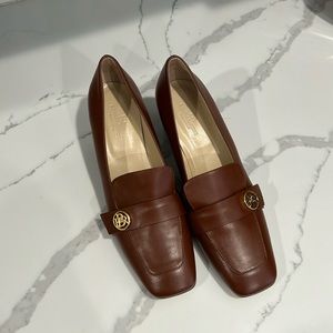 Banana Republic Women’s Brown Leather Heels-Size 10